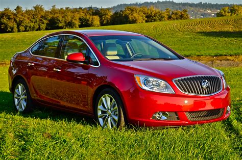 2012 Buick Verano logo