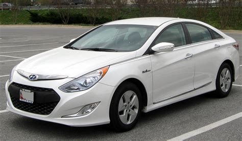 2012 Hyundai Sonata Hybrid tv commercials
