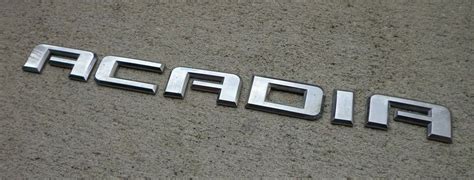 2013 GMC Acadia logo