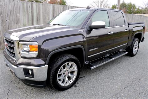 2015 GMC Sierra 1500 Crew Cab logo