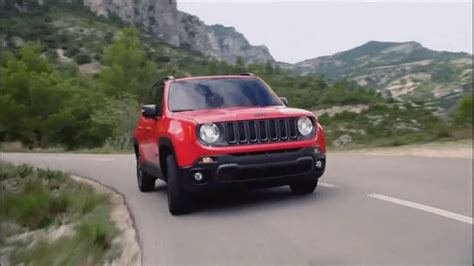 2015 Jeep Renegade Sport TV Spot, 'See Everything' Song by X Ambassadors