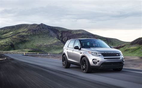 2015 Land Rover Discovery Sport tv commercials