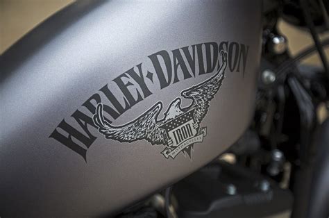 2016 Harley-Davidson Iron 883