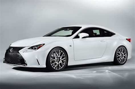 2016 Lexus RC F logo