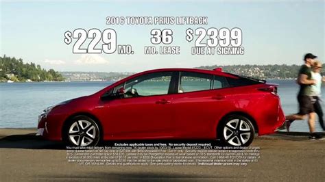 2016 Toyota Prius TV commercial - Hunters