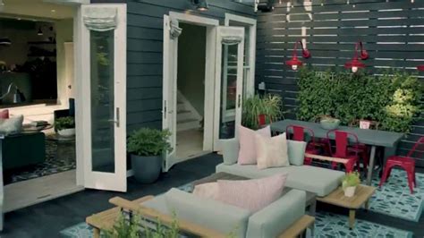 2018 HGTV Urban Oasis TV Spot, 'Overstock: Entertainment Décor'