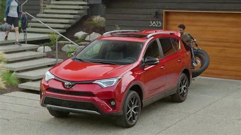 2018 Toyota RAV4 TV Spot, 'Driven' [T2]