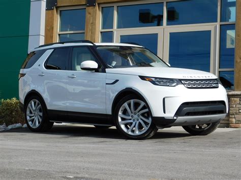 2019 Land Rover Discovery HSE Luxury logo