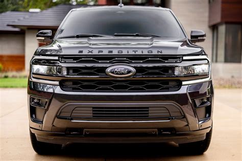 2022 Ford Expedition logo