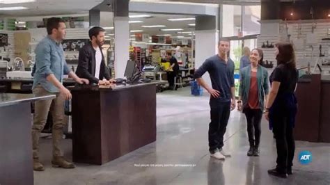 ADT TV Spot, 'DIY Fails with the Scott Brothers' Featuring Jonathan and Drew Scott