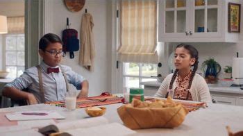 ALDI TV Spot, 'Pequeños gourmets' featuring Paloma Morales