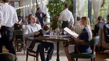 AT&T Datos Ilimitados TV Spot, 'Restaurante: iPhone 7' featuring Ana Franchesca Rousseau