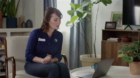 AT&T Fiber TV Spot, 'Frio' created for AT&T Internet