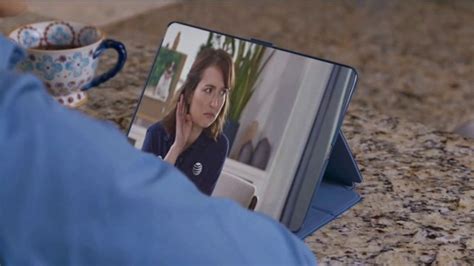 AT&T Internet TV Spot, 'Qué fue eso' featuring Romy Peniche