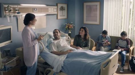 AT&T Wireless TV Spot, 'OK: Surgeon' featuring Steven Hall