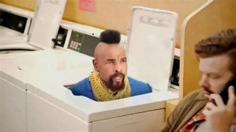 Aaron's TV Spot, 'The Aa-Team: Adorna por idea italia' con Mr. T