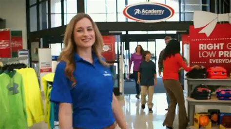 Academy Sports + Outdoors TV Spot, 'Hot Deals: Shoes and Clothing'