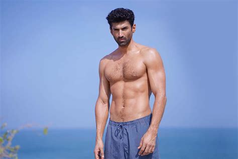 Aditya Roy Kapoor tv commercials