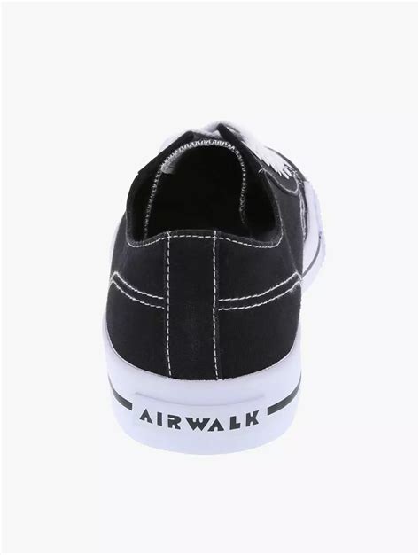 Airwalk Men's Legacee Sneaker logo