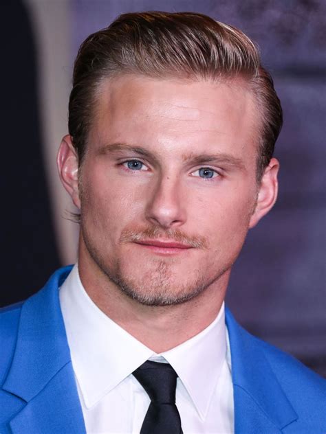 Alexander Ludwig photo