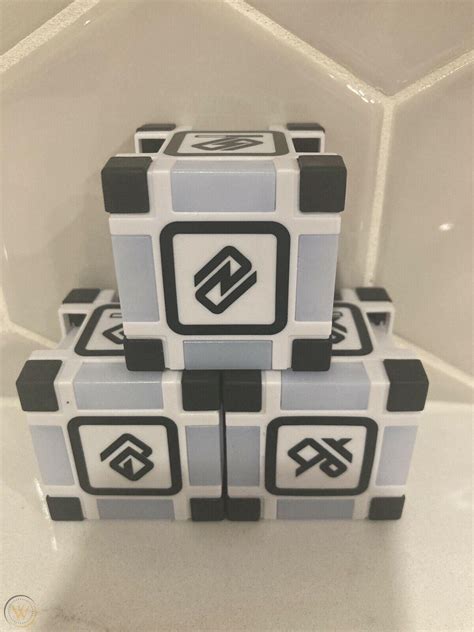 Anki COZMO Cubes