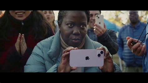 Apple iPhone 14 TV commercial - Modo de acción canción de Tedashii