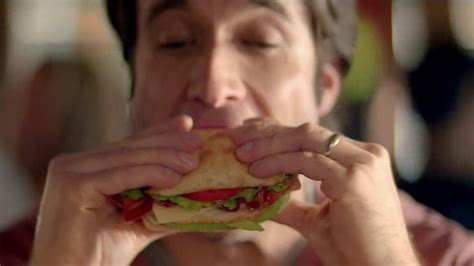 Applebees Lunch Combos TV commercial - Productivity Quality Not Guaranteed