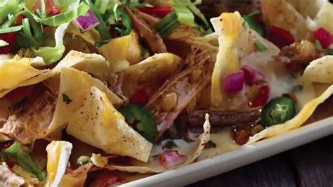 Applebee's Salsa Verde Shredded Brisket Nachos