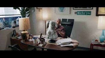 AutoTrader.com TV Spot, 'Andy & Daryn' Featuring Andy Cohen, Daryn Carp