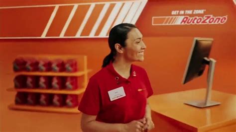 AutoZone TV Spot, 'Revisión y carga de batería gratis'