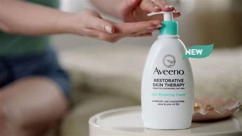 Aveeno Restorative Skin Therapy TV Spot, 'Intensely Moisturizes Over Time' created for Aveeno