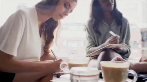 Avon TV Spot, 'Making the World a More Beautiful Place'