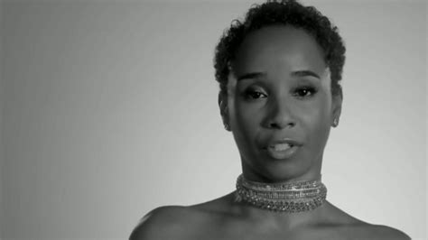 BET Goes Pink TV Spot, 'Vivian Green'