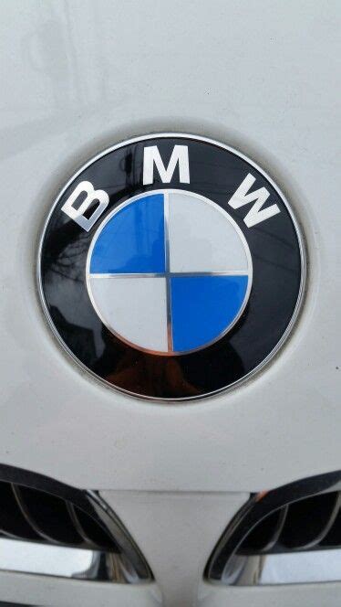 BMW 3 Series logo