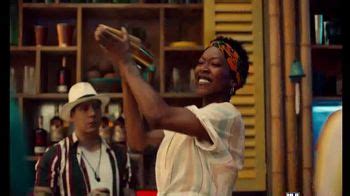 Bacardi TV Spot, 'Dance Floor' Song by Major Lazer, Busy Signal