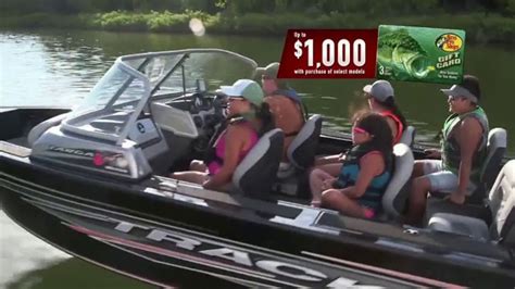 Bass Pro Shops After Christmas Clearance Sale TV Spot, 'Favorite Boats'