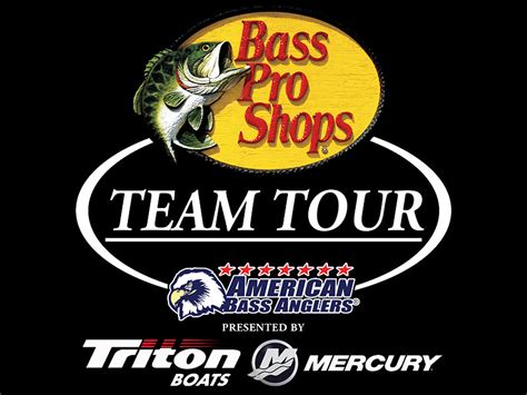 Bass Pro Shops Tourney II Logo Hooded Angler