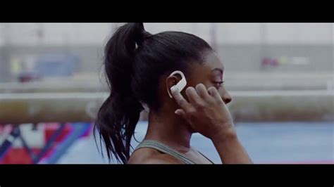 Beats Audio Powerbeats Pro TV Spot, 'Unleashed' Featuring LeBron James, Serena Williams