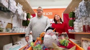 Big Lots Black Friday 3 Day Deals TV commercial - Holidays: Stuffed Feat. Molly Shannon, Eric Stonestreet