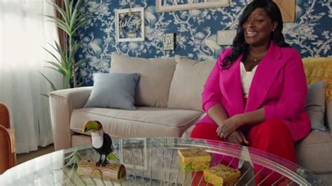 Big Lots Memorial Day Sale TV Spot, 'Bigionaire; Sectional' Featuring Retta