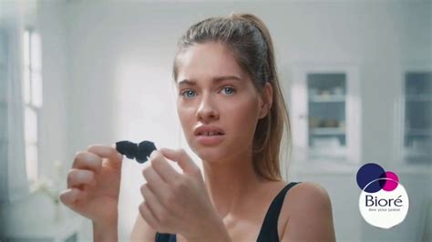 Bioré Charcoal Deep Cleansing Pore Strips TV Spot, 'Oddly Satisfying Results' created for Bioré