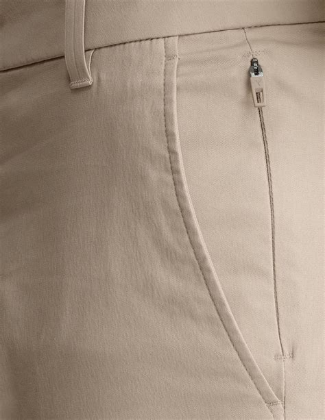 Birddogs Stretch Khakis logo