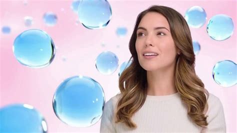 Blistex Moisture Revitalizer TV Spot, 'Next Level'