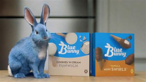 Blue Bunny Load'd Ice Cream TV Spot, 'Mix-Ins Demonstration' featuring Jaquai Wade
