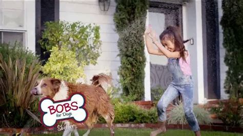 Bobs From SKECHERS TV Spot, 'Salvando la vida de los animales' created for Bobs From SKECHERS