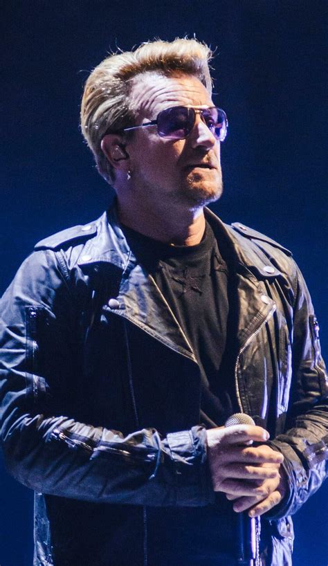 Bono photo