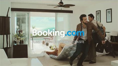 Booking.com TV Spot, 'Missed Flight'