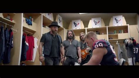 Bose TV Spot, 'Music Deserves Bose' Featuring J.J. Watt, Zac Brown Band featuring Zac Brown