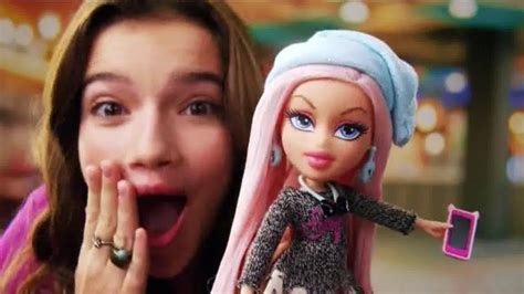 Bratz Selfie Snaps TV Spot, 'Bratz Style' featuring Kesh Kesh