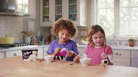 Breyers Natural Vanilla TV Spot, 'The Vanilla Bean'